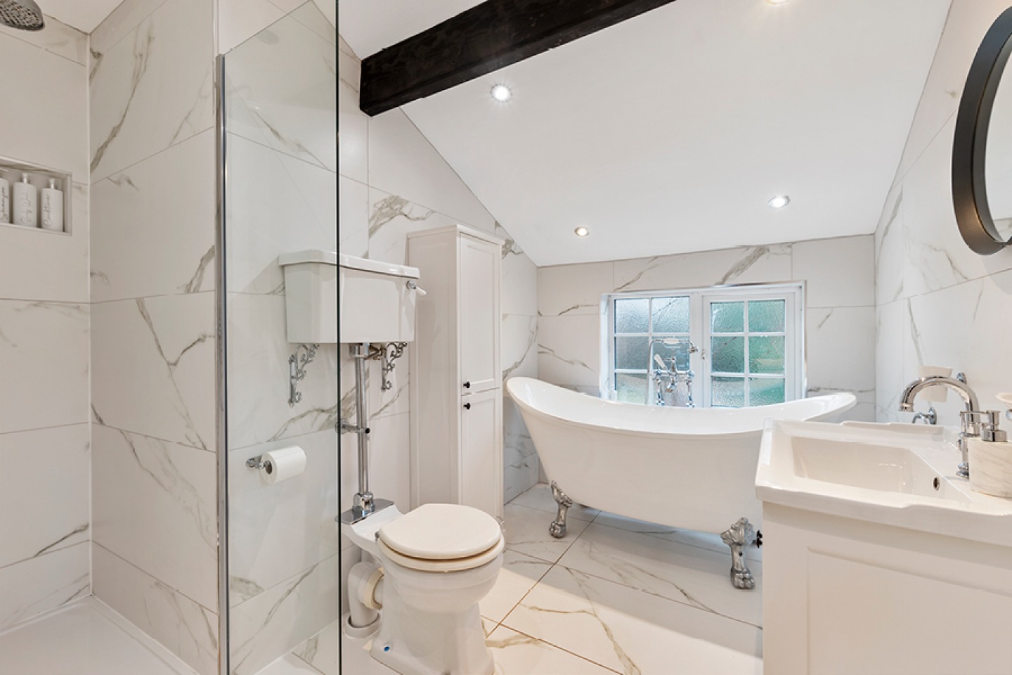 See Inside Milnthorpe Cottage for Sale in Bramham near Leeds Living North